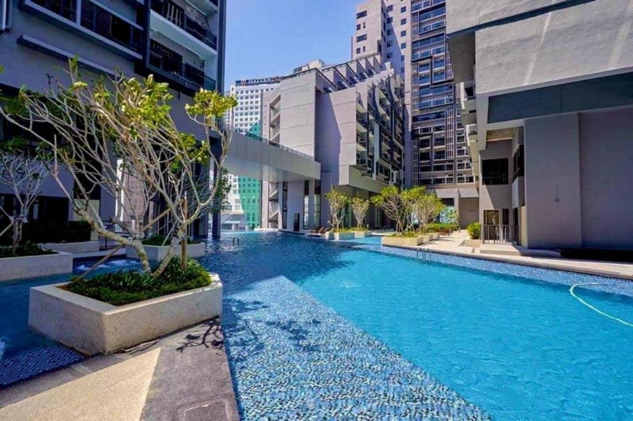 Imperio.Res - Near To Jonker & Mall - Pool View Malacca Exterior foto