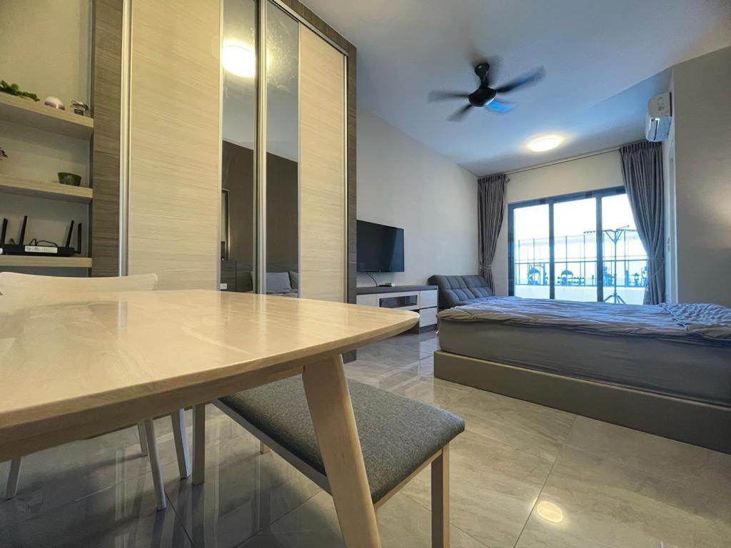 Imperio.Res - Near To Jonker & Mall - Pool View Malacca Exterior foto